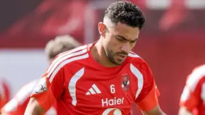 جلسة حاسمة بين وكيل ياسر إبراهيم ومسؤولي الأهلي للتوصل إلى اتفاق نهائي