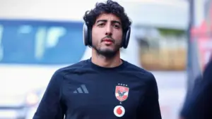 السر في الـ400 مباراة.. الأهلي يقترب من حسم تجديد محمد هاني